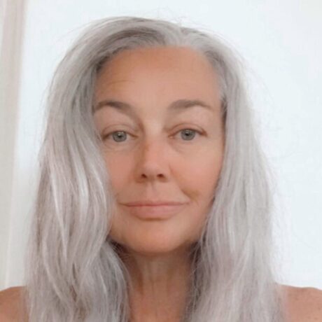 Caroline Hogan Caroline Hogan